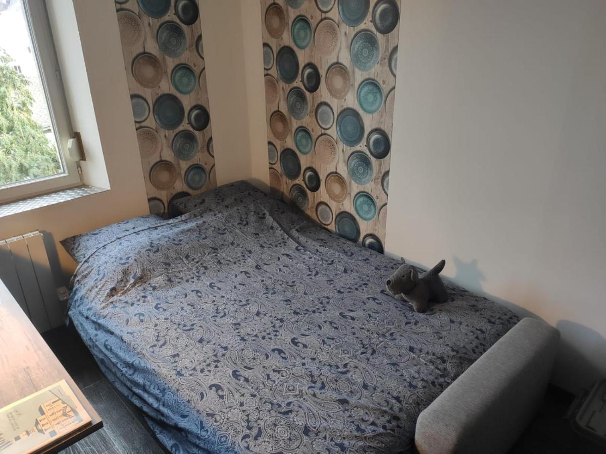 Appartement Cosy Centre-Ville Wifi Parking Charleville-Mezieres Bagian luar foto